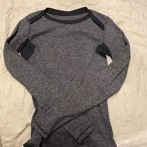 Workout lululemon long sleeve shirt. Worn a few times in great shape. Comfy soft
